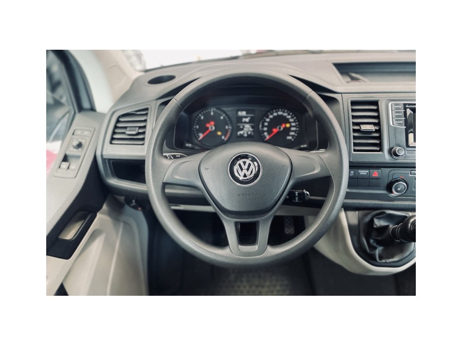 VOLKSWAGEN d'occasion TRANSPORTER Caravelle de 2019 Annecy (74)﻿