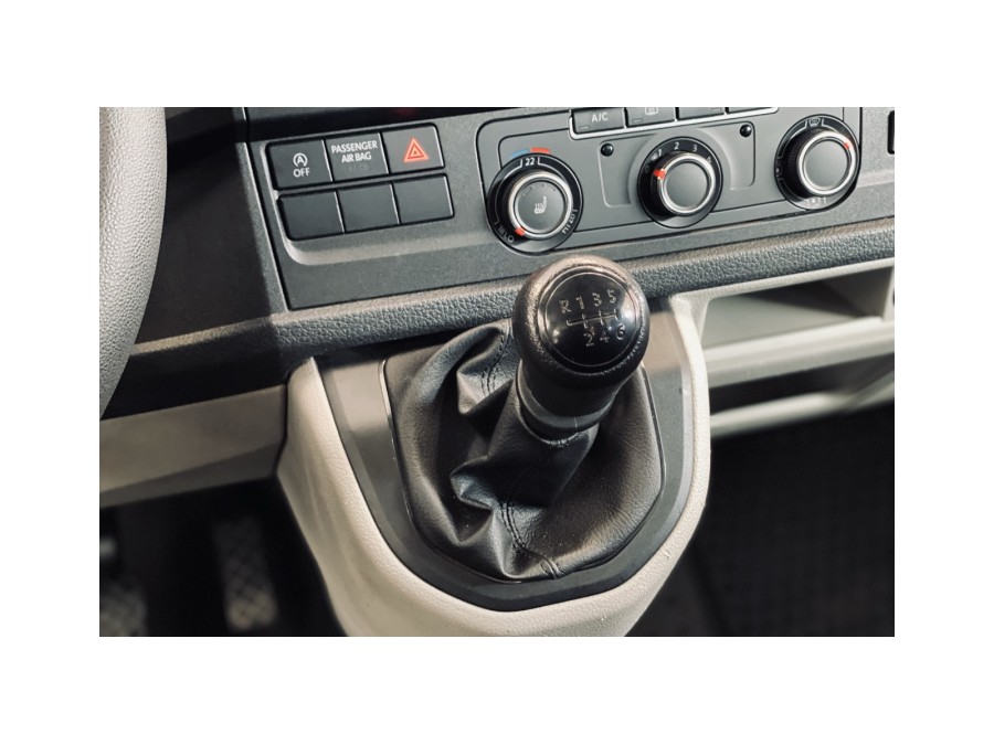 VOLKSWAGEN d'occasion TRANSPORTER Caravelle de 2019 Annecy (74)﻿