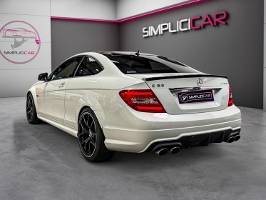Mercedes classe c coupe 63 amg  w204 6.2l v8 - toit ouvrant - entretien mercedes-benz - garantie 12 mois occasion simplicicar...