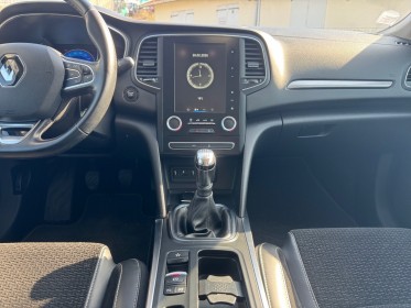 Renault megane iv estate tce 130 energy intens occasion simplicicar limoges  simplicicar simplicibike france