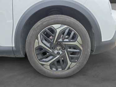 Citroen c4 130 ch eat8 feel pack caméra de recul révisée kit distribution fait garantie 12 mois attelage amovible occasion...