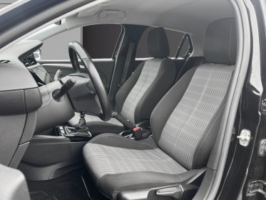 Opel corsa 1.2 turbo 100 ch bvm6 edition carplay sièges et volant chauffants garantie 12 mois occasion simplicicar poitiers...