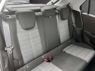 Opel corsa 1.2 turbo 100 ch bvm6 edition carplay sièges et volant chauffants garantie 12 mois occasion simplicicar poitiers...