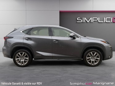 Lexus nx 300h 2.5 hybrid camera de recul régulateur de vitesse démarrage sans clé  entretien lexus garantie 12 mois...