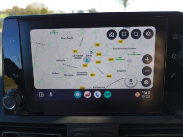 Citroen berlingo taille xl hdi 130 eat8 shine carplay camera attelage garantie 12 mois occasion simplicicar saint-jean...