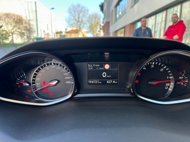 Peugeot 308 bluehdi 100ch ss bvm6 allure, distrib changée, line assist, apple carplay, garantie 12 mois occasion simplicicar...