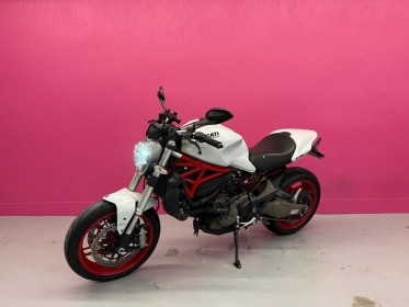 Ducati monster 821 rosso corsa permis a2 état neuf entretien complet possibilité débridage garantie 12 mois occasion...