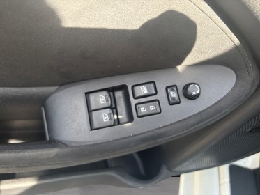 Nissan 370z coupe 3.7 v6 328 pack a camera de recul gps climatisation auto garantie 12 mois occasion simplicicar labarthe...