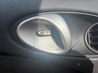 Nissan 370z coupe 3.7 v6 328 pack a camera de recul gps climatisation auto garantie 12 mois occasion simplicicar labarthe...