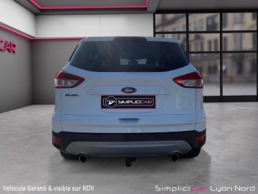 Ford kuga 2.0 tdci 150 ss 4x2 titanium  attelage , sièges chauffants , courroie de distribution faite , garantie 12 mois...