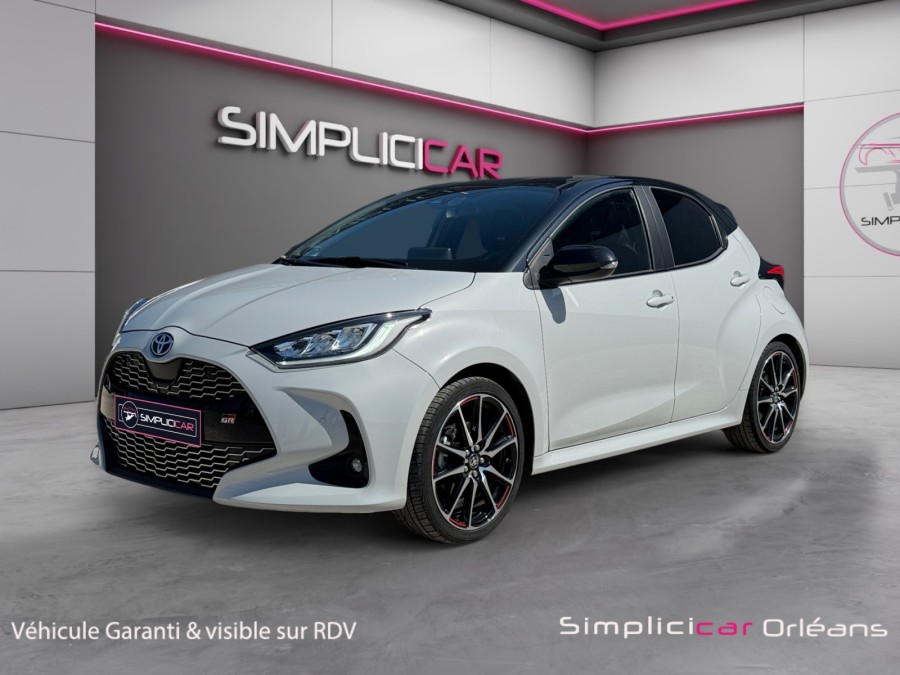 TOYOTA d'occasion YARIS 130H GR SPORT de 2023 Orleans (45)﻿