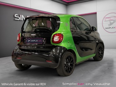 Smart fortwo coupe 82 ch electrique ba1 passion toit pano / clim / mirror link occasion simplicicar veauche simplicicar...