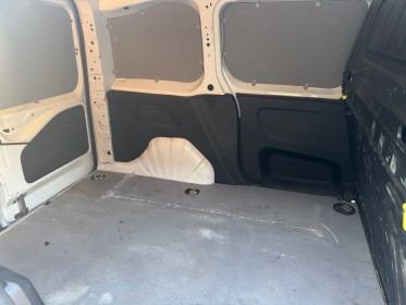 Citroen berlingo taille m puretech 130 ss eat8 feel pack carplay  factures disponible garantie 12 mois occasion simplicicar...