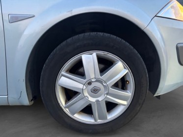 Renault megane ii coupe 2.0 16v dynamique toit ouvrant garantie 12 mois occasion simplicicar frejus  simplicicar simplicibike...