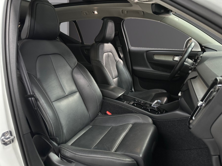 VOLVO d'occasion XC40 T5 RECHARGE PLUS DCT de 2020 Lorient (56)﻿