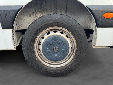 Renault master fourgon gn l3h2 3.5t 2.3 dci 125 confort euro 5 garantie 12 mois occasion simplicicar limoges  simplicicar...