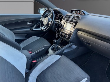 Volkswagen scirocco r-line 2.0 tdi 150ch garantie 12mois minimum occasion simplicicar pontarlier auto  simplicicar...
