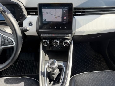 Renault clio v blue dci 100 intens pack vision pack city plus garantie 12 mois occasion simplicicar orleans simplicicar...