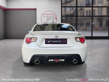Toyota gt86 2.0 litres fa20 200 ch française suivi complet d'entretiens blanc nacré écran touch and go radar de recul......