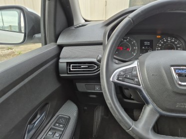 Dacia sandero tce 90 confort carplay radar ar navigation clim suivi dacia garantie 12 mois occasion simplicicar valence - ksv...
