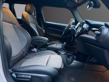 Mini hatch 5 portes f55 lci ii cooper 136 ch bva7 edition essential plus neuve carplay led ambiance garantie 12 mois occasion...