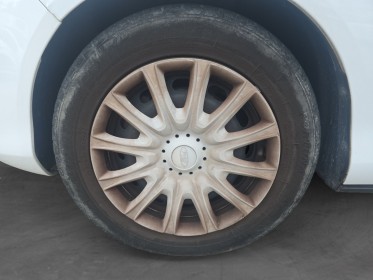 Ford b-max 1.6 tdci 95 fap trend kit distribution ok occasion avignon (84) simplicicar simplicibike france