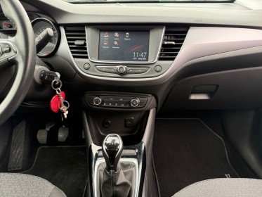 Opel crossland x 82cv - carplay - radar ar - ethanol - 4 pneus hiver  Été - entretien - 2e main - financement occasion...