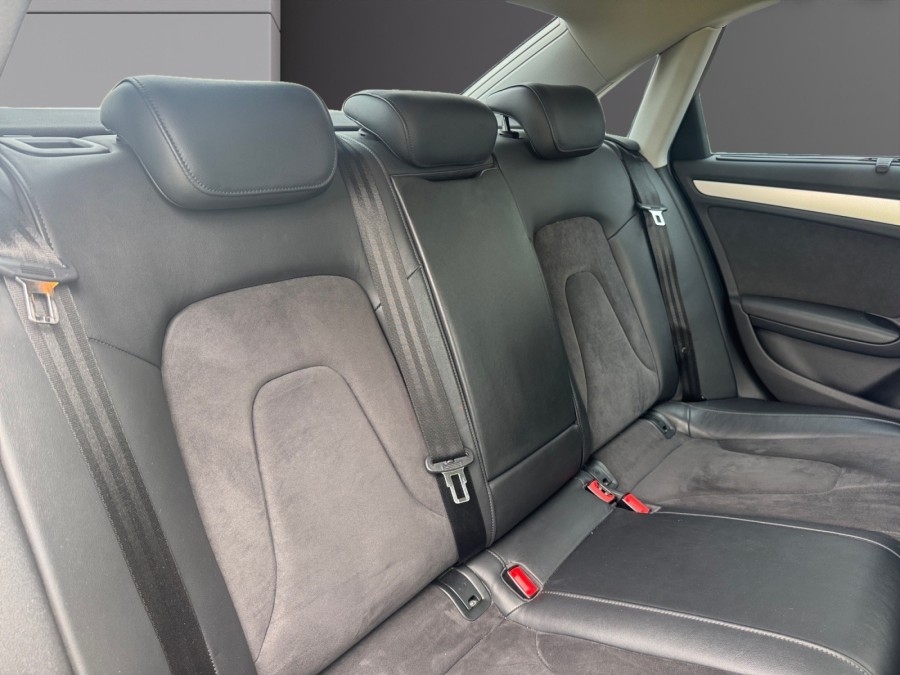 AUDI d'occasion A4 V6 3.0 TDI 245 BUSINESS LINE QUATTRO S TRONIC de