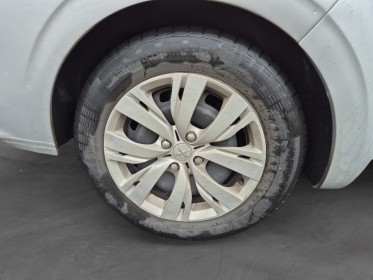 Peugeot 208 1.2 vti 82ch bvm5 garantie 12 mois occasion simplicicar angers simplicicar simplicibike france