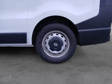 Renault trafic combi l1 dci 125 energy life 9 places occasion parc voitures beauvais simplicicar simplicibike france