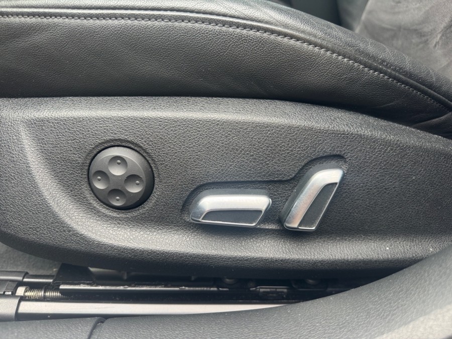 AUDI d'occasion A4 V6 3.0 TDI 245 BUSINESS LINE QUATTRO S TRONIC de