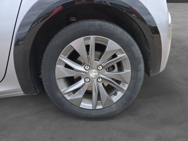 Peugeot 208 electrique 50 kwh 136 ch active business apple carplay garantie 12 mois occasion simplicicar vichy simplicicar...