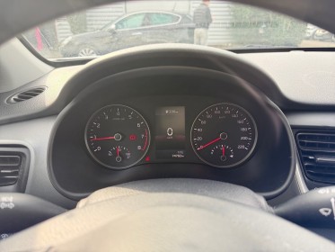 Kia stonic 1.0 t-gdi 100 ch isg bvm6 blue edition / car play / radars arriÈres / clim / rÉgulateur / garantie kia 2028...