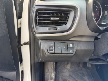 Kia stonic 1.0 t-gdi 100 ch isg bvm6 blue edition / car play / radars arriÈres / clim / rÉgulateur / garantie kia 2028...
