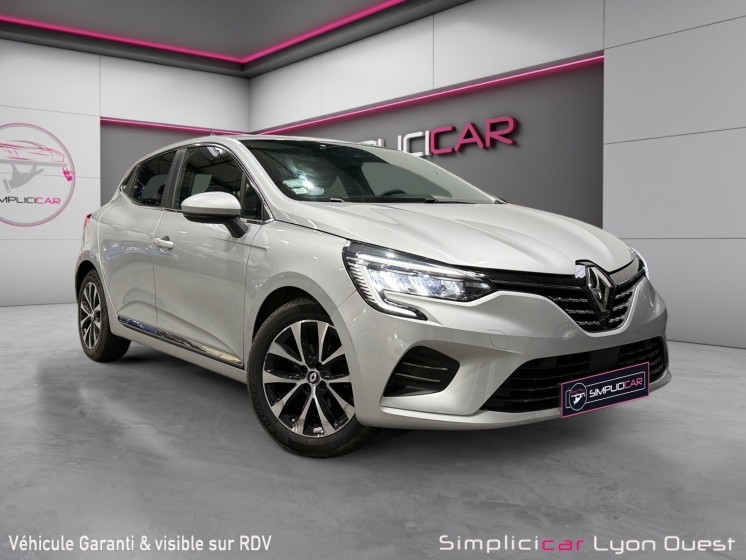 Renault clio v tce 90 - intens caméra led intérieur crit'air 1. garantie 12 mois occasion simplicicar lyon ouest...