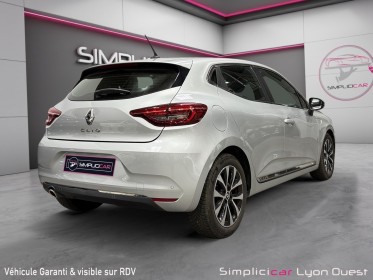 Renault clio v tce 90 - intens caméra led intérieur crit'air 1. garantie 12 mois occasion simplicicar lyon ouest...