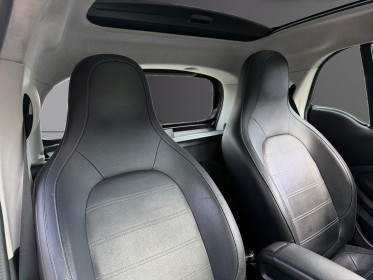 Smart fortwo coupe 0.9 90 ch ss ba6 prime/entretien À jour/garantie 12 mois occasion paris 17ème (75)(porte maillot)...