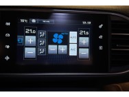 PEUGEOT d'occasion 308 1.2 PURE TECH 130 ALLURE de 2017 Paris 15 (75)﻿