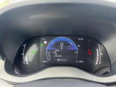 Toyota yaris hybride my22 116h design boite auto etat neuf camera de recul occasion simplicicar marignane  simplicicar...