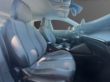 Peugeot 208 100ch allure courroie neuve garantie 12 mois occasion montpellier (34) simplicicar simplicibike france