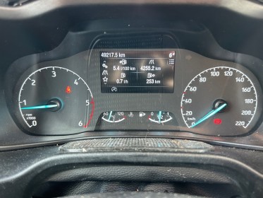 Ford transit courier fourgon gn 1.5 tdci 100 bv6 trend business garantie 12 mois occasion simplicicar evreux simplicicar...