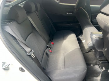 Toyota c-hr hybride rc18 122h jbl edition véhicule sur équipé excellent état ligne led dashcam caméra 360 garantie......