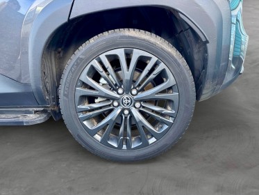 Toyota yaris cross pro hybride my22 hybride 116h 2wd dynamic business  programme beyond zero academy occasion simplicicar...