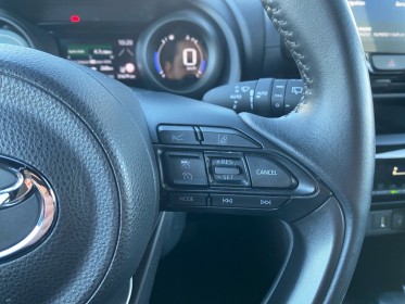 Toyota yaris cross hybride my22 116h design première main caméra de recul angles morts garantie 12 mois occasion barberey...