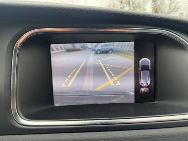 Volvo v40 cross country d3 150 ch momentum geartronic || garantie 12 mois || occasion osny simplicicar simplicibike france