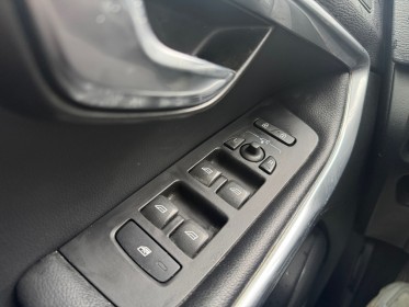 Volvo v40 cross country d3 150 ch momentum geartronic || garantie 12 mois || occasion osny simplicicar simplicibike france