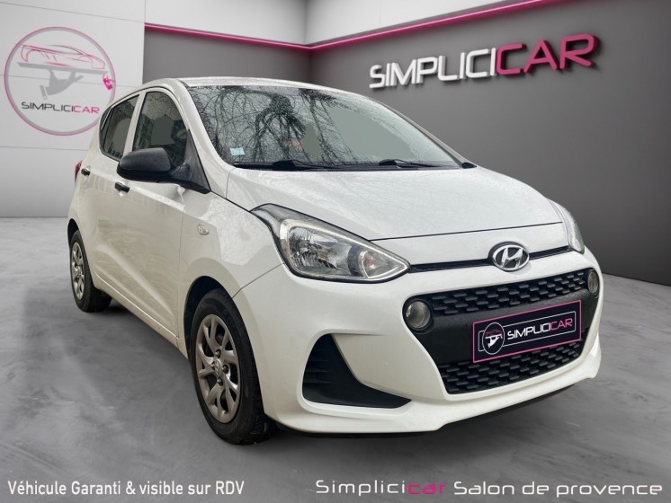Hyundai i10 66cv/bluetooth/moteur a chaine/garantie 12 mois occasion simplicicar salon de provence simplicicar simplicibike...