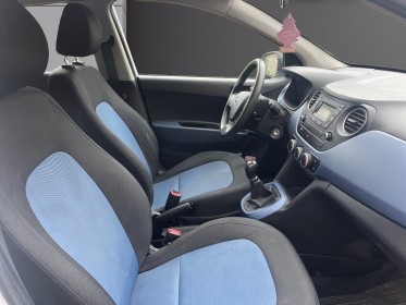 Hyundai i10 66cv/bluetooth/moteur a chaine/garantie 12 mois occasion simplicicar salon de provence simplicicar simplicibike...