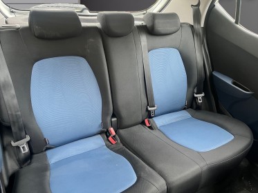 Hyundai i10 66cv/bluetooth/moteur a chaine/garantie 12 mois occasion simplicicar salon de provence simplicicar simplicibike...