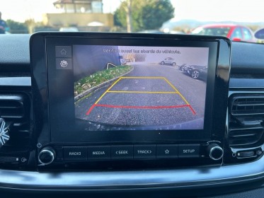 Kia stonic 1.0 gdi hybrid active garantie constructeur 2029 carplay camera recul occasion simplicicar colmar simplicicar...